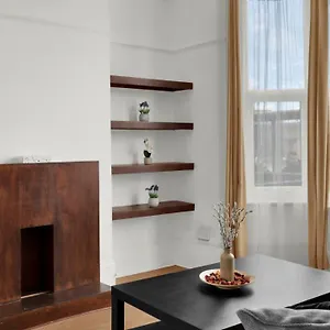 Livestay-4 Bed 2 Bath House With Private Garden , London United Kingdom