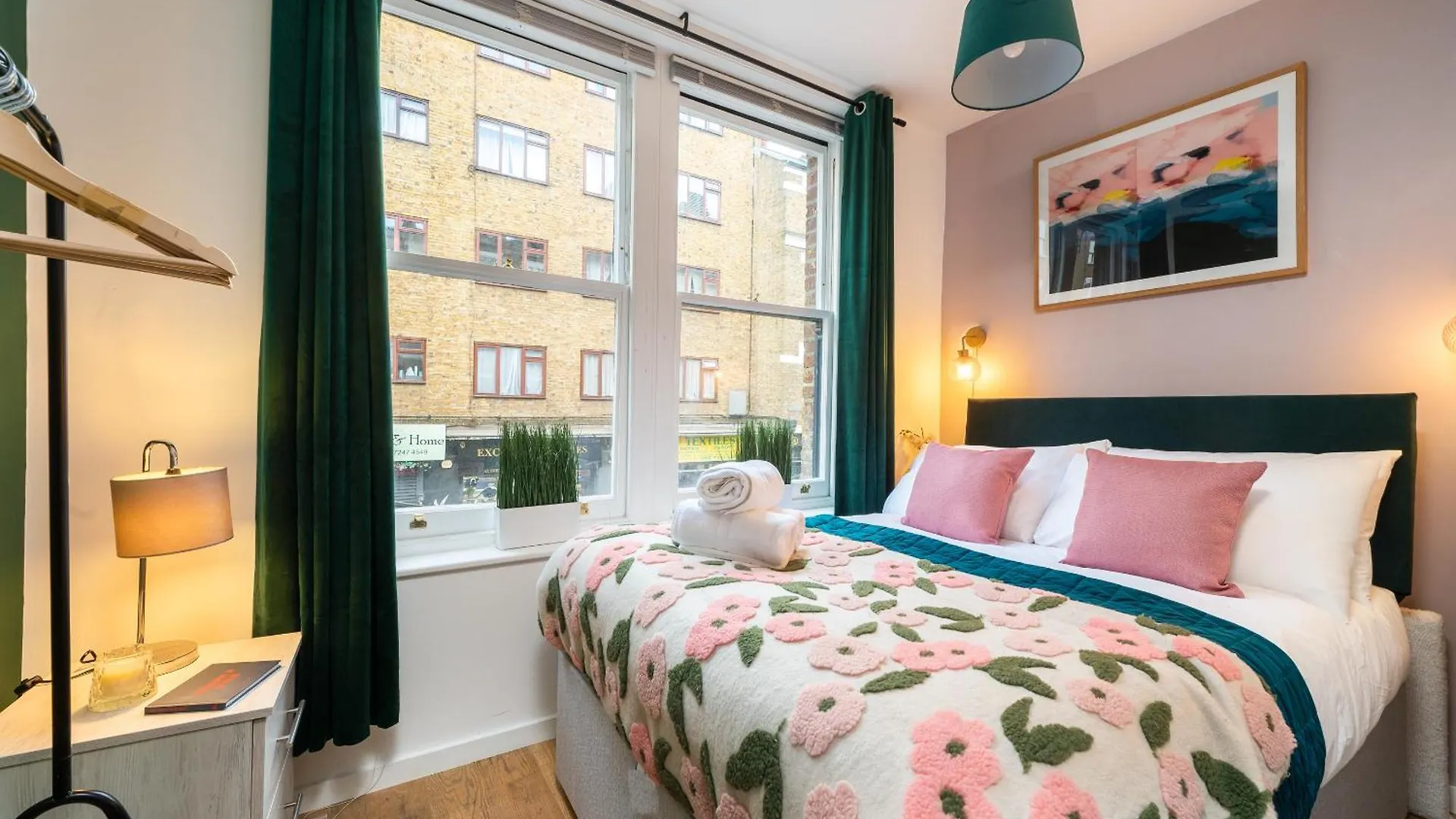 Appartamento 1Br Stylish Flat By Hostarahomes, Near Liverpool Street, Prime London Location, Sleeps Up To 4